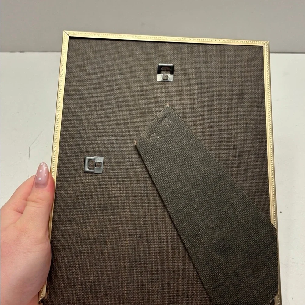 Vintage gold tone picture frame